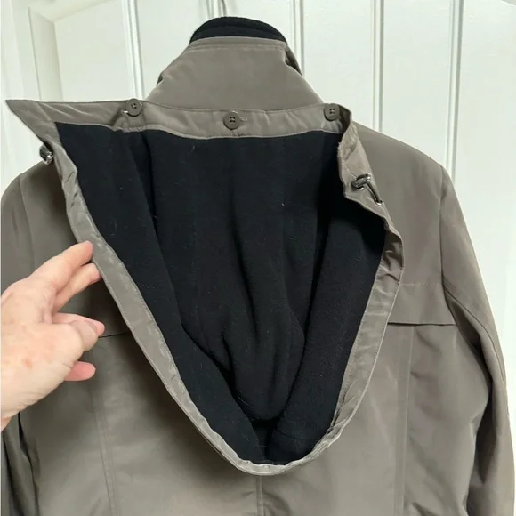 London Fog Khaki Insulated Detatchable Hood Rain Jacket. Size M - Picture 7 of 12